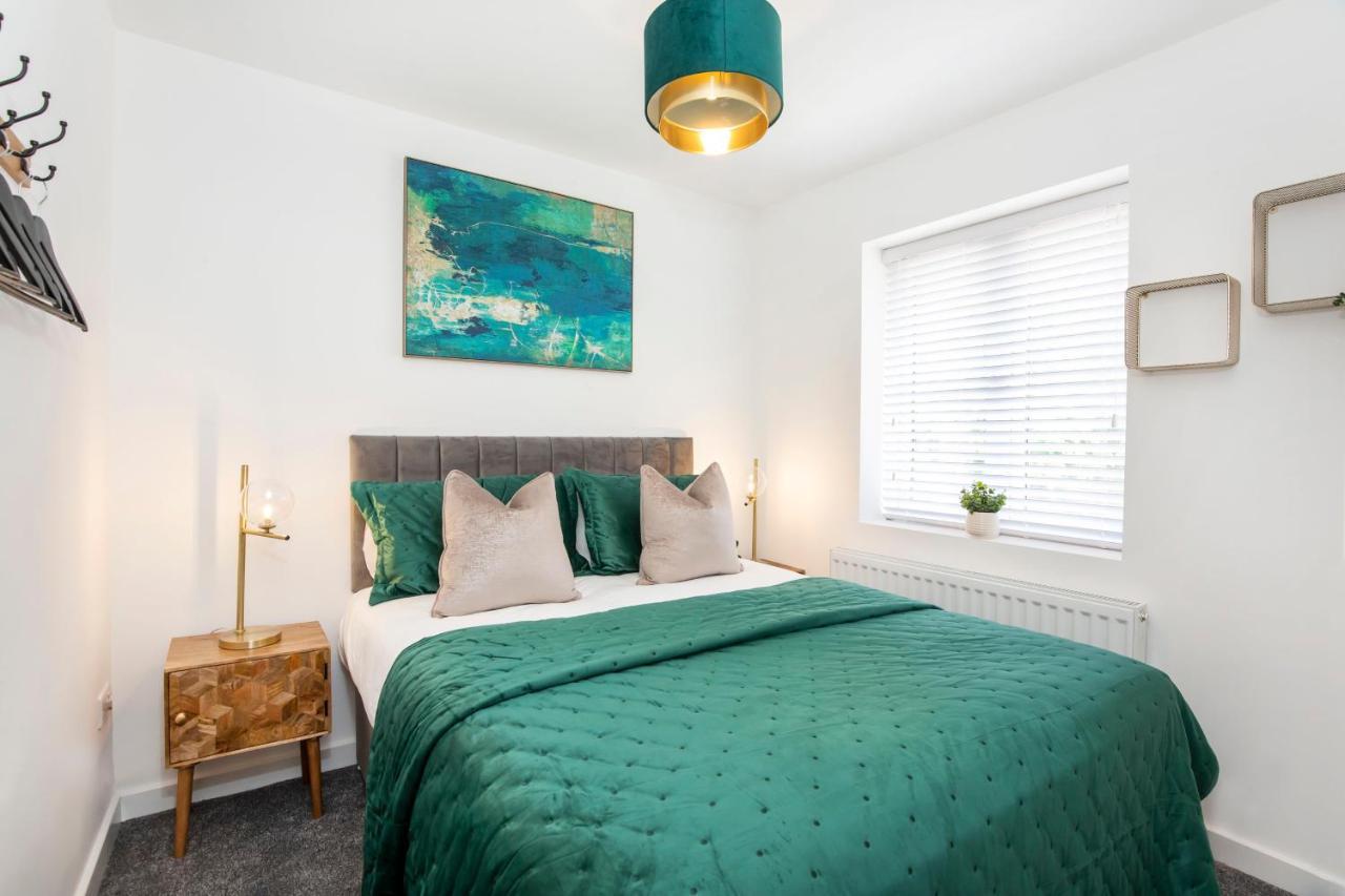 Piccadilly Place - 3 Bedroom House