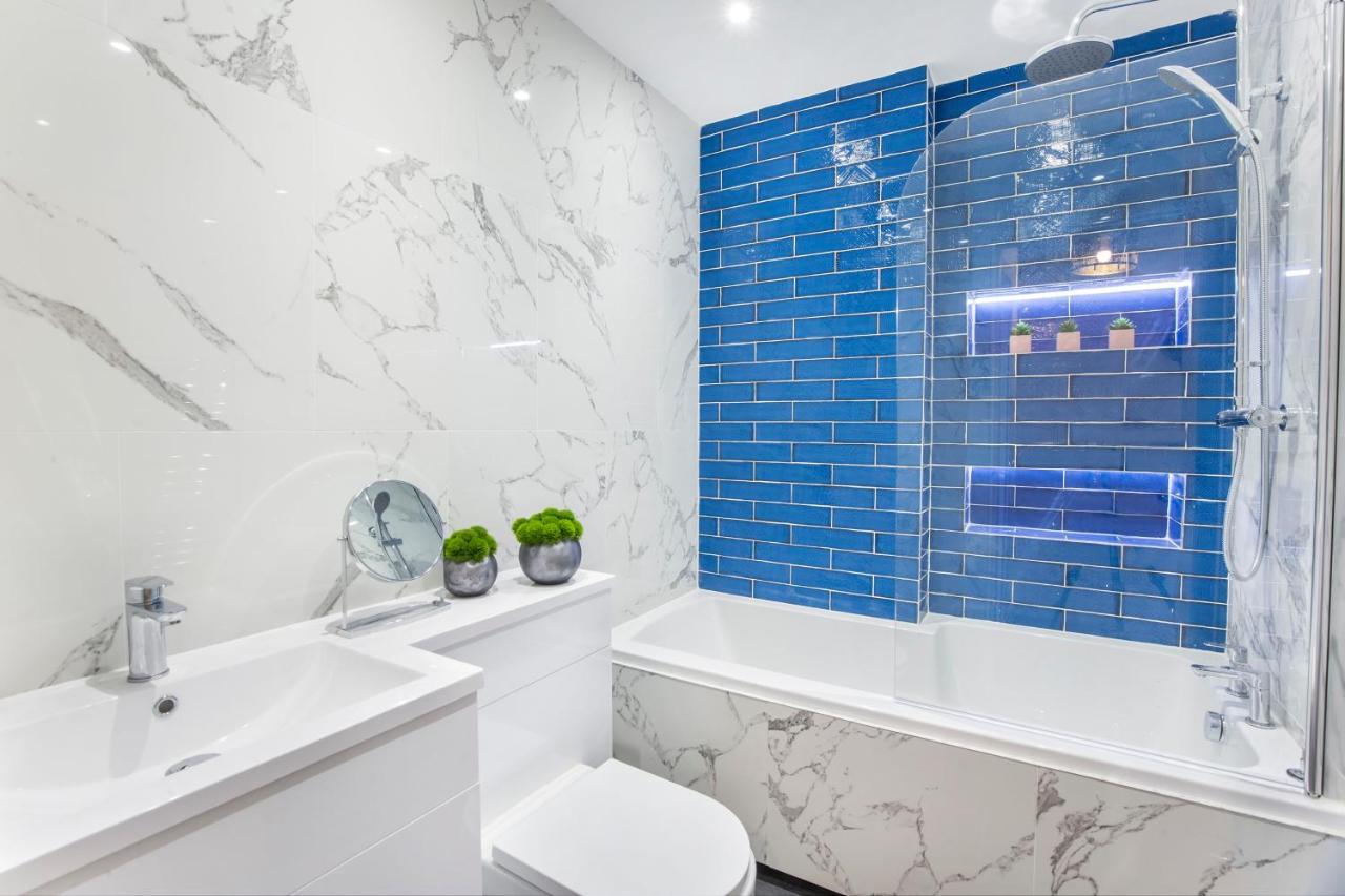Piccadilly Place - 3 Bedroom House